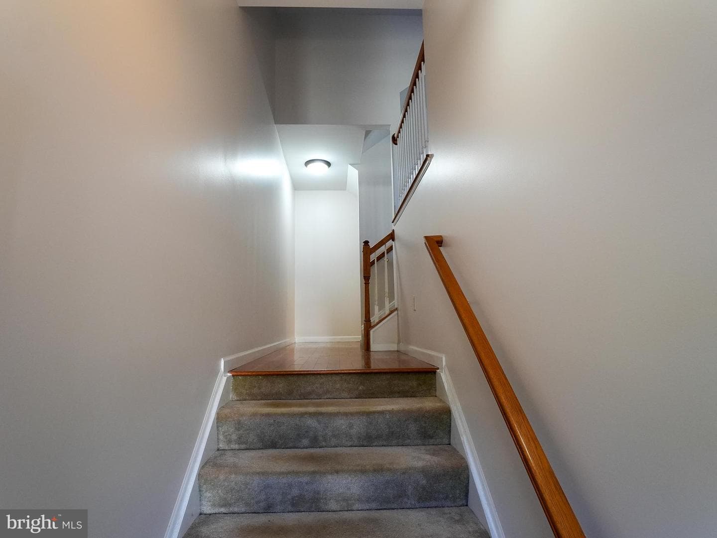 160 Mapleton Drive photo 38