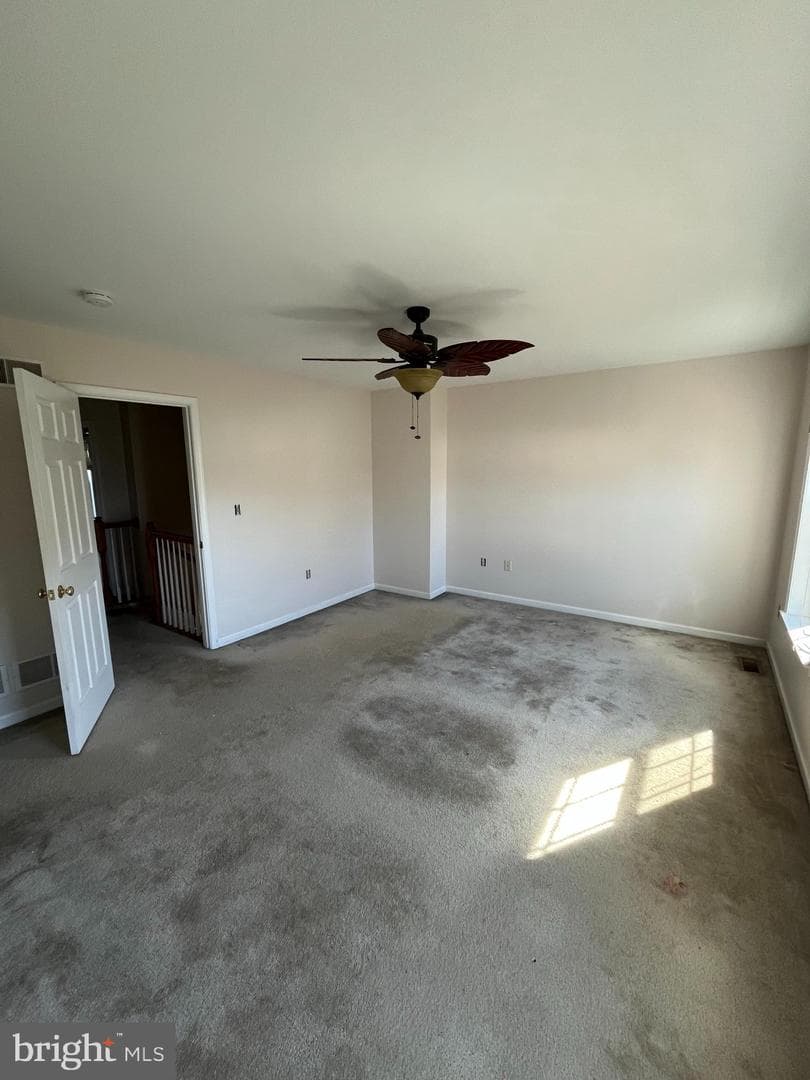 160 Mapleton Drive photo 5