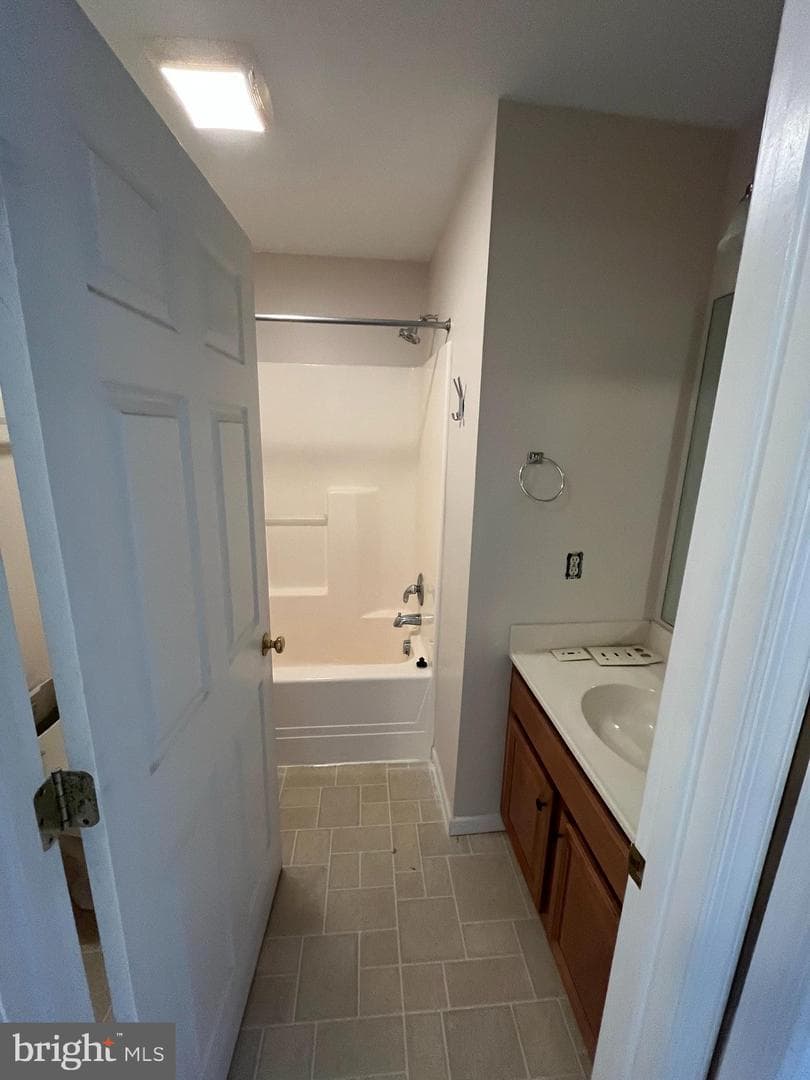 160 Mapleton Drive photo 9