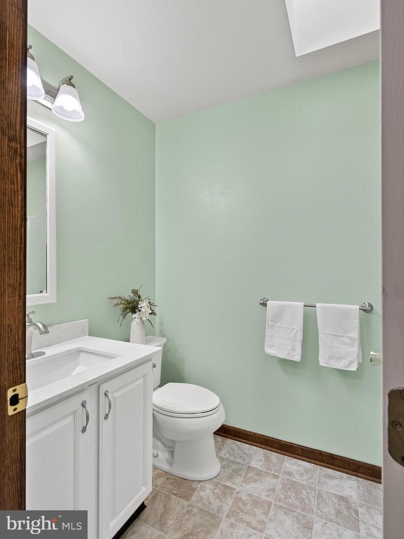 2096 Ashbury Drive photo 25