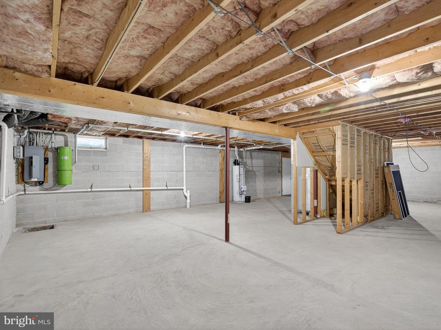 2096 Ashbury Drive photo 37