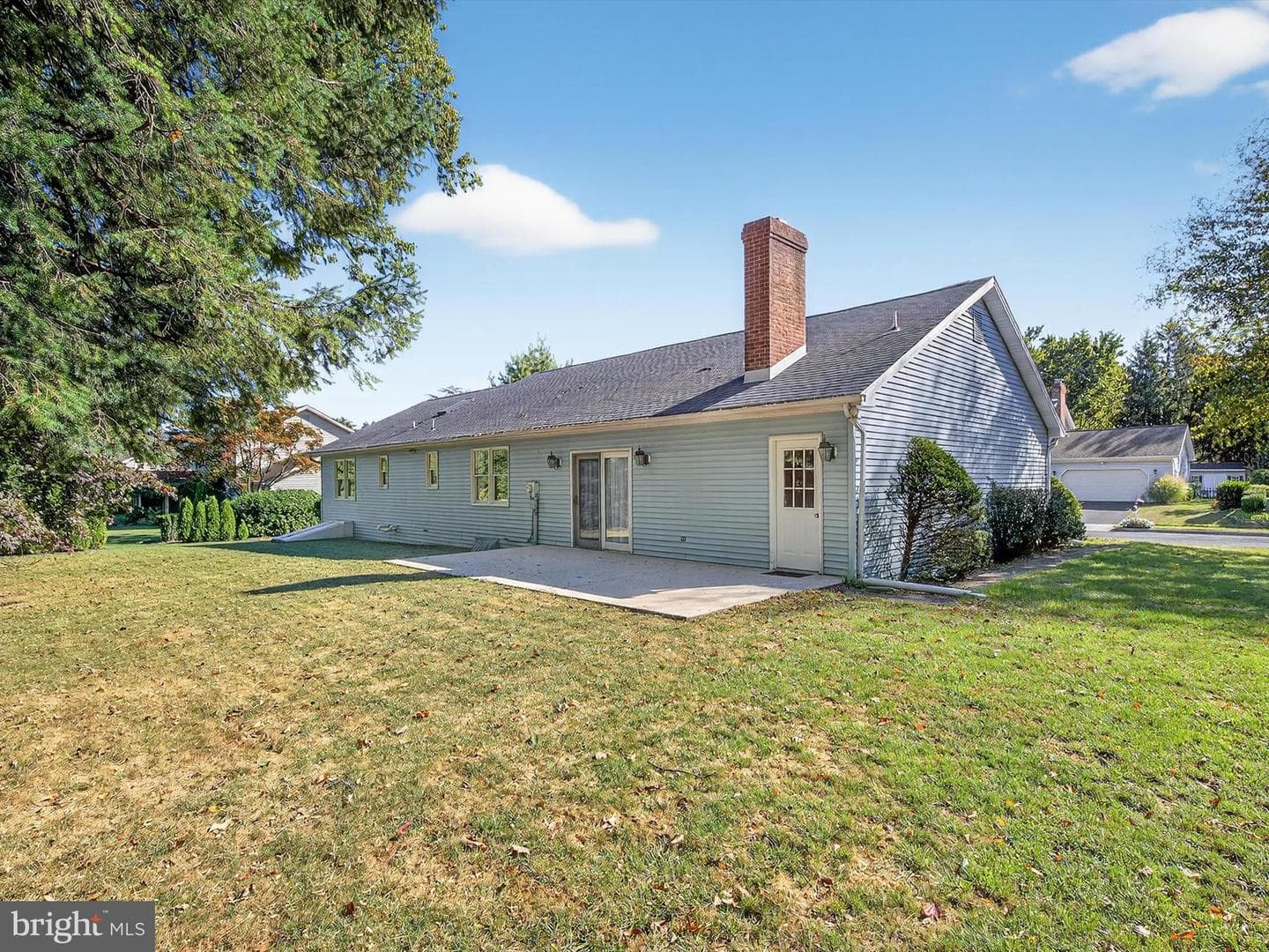 2096 Ashbury Drive photo 41