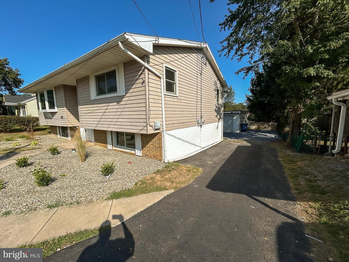 6128 Blue Bird Avenue photo 2