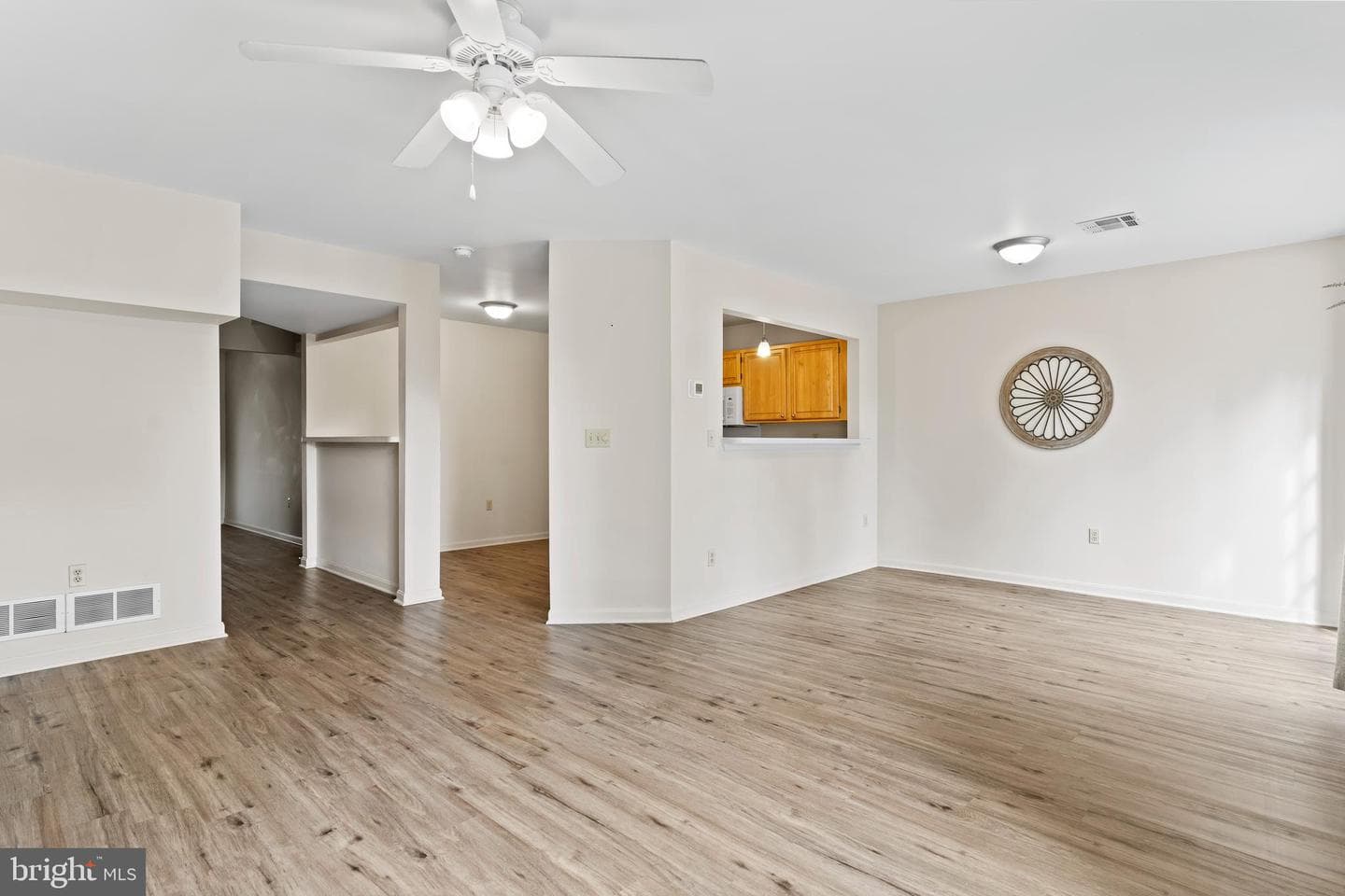 149 Cardinal Lane photo 11