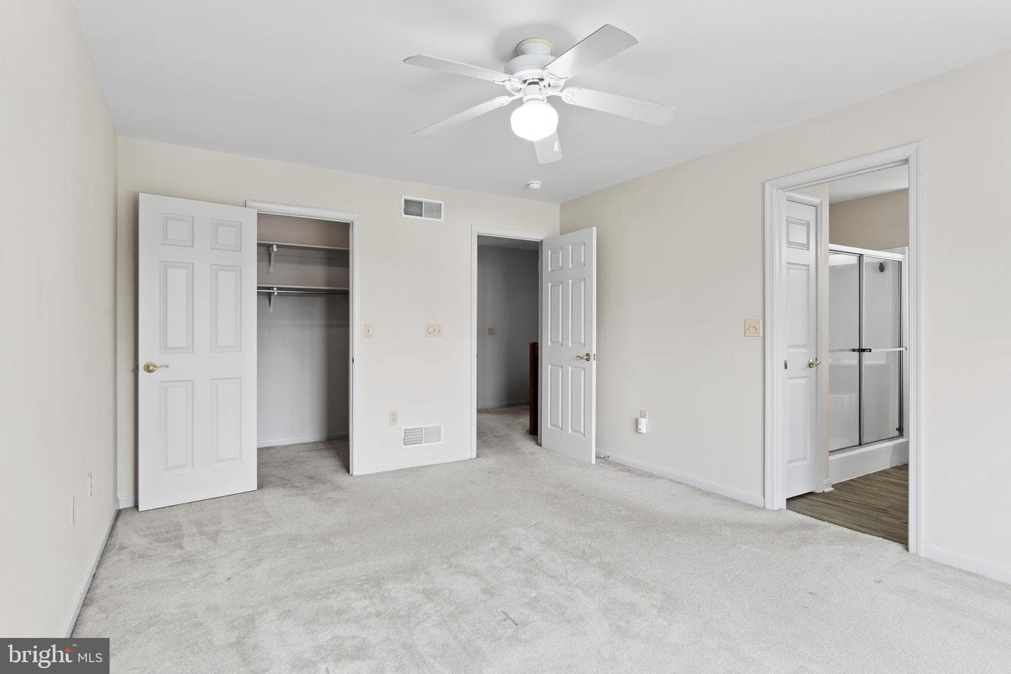 149 Cardinal Lane photo 17