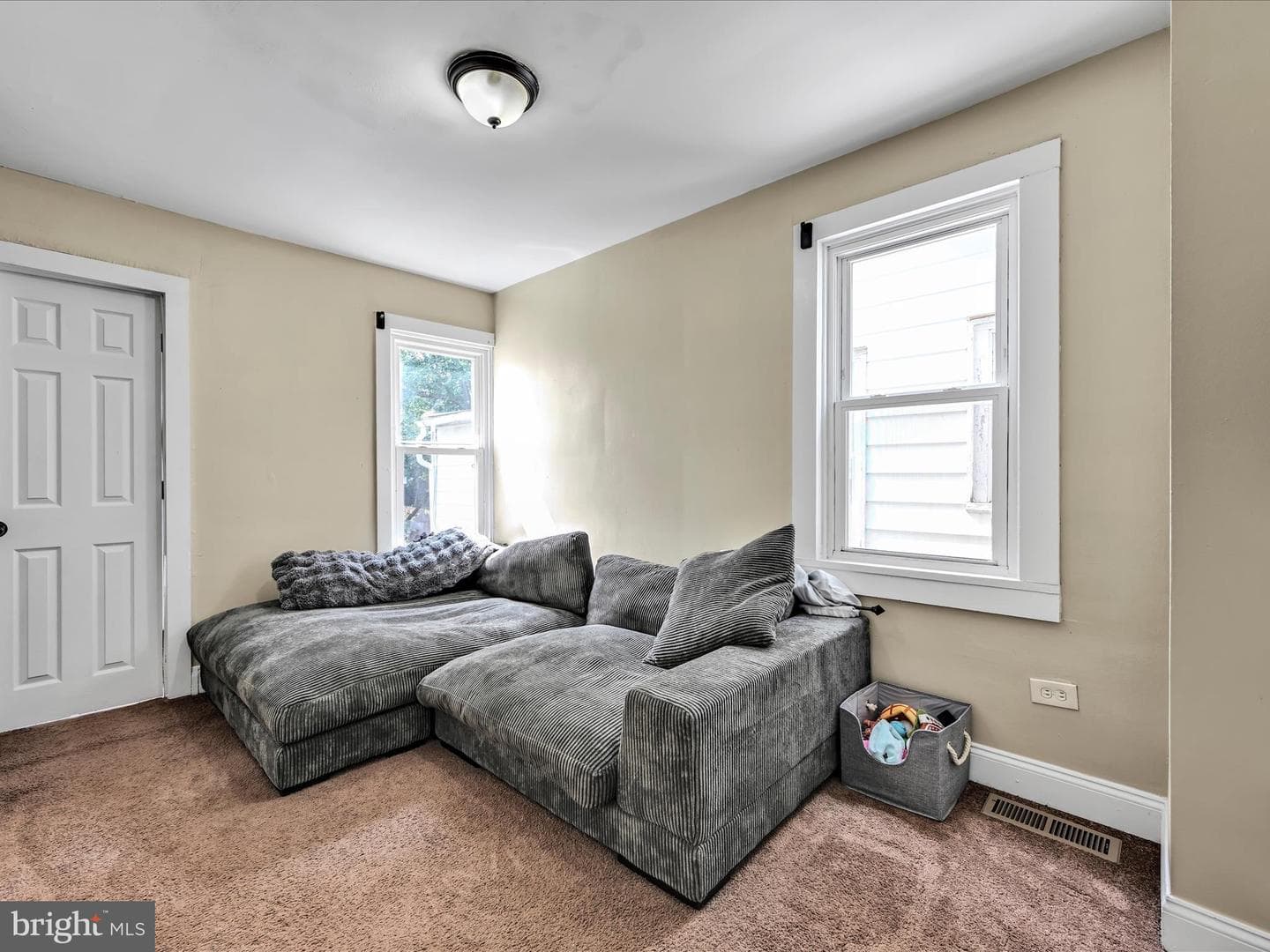 2369 Canby Street photo 16