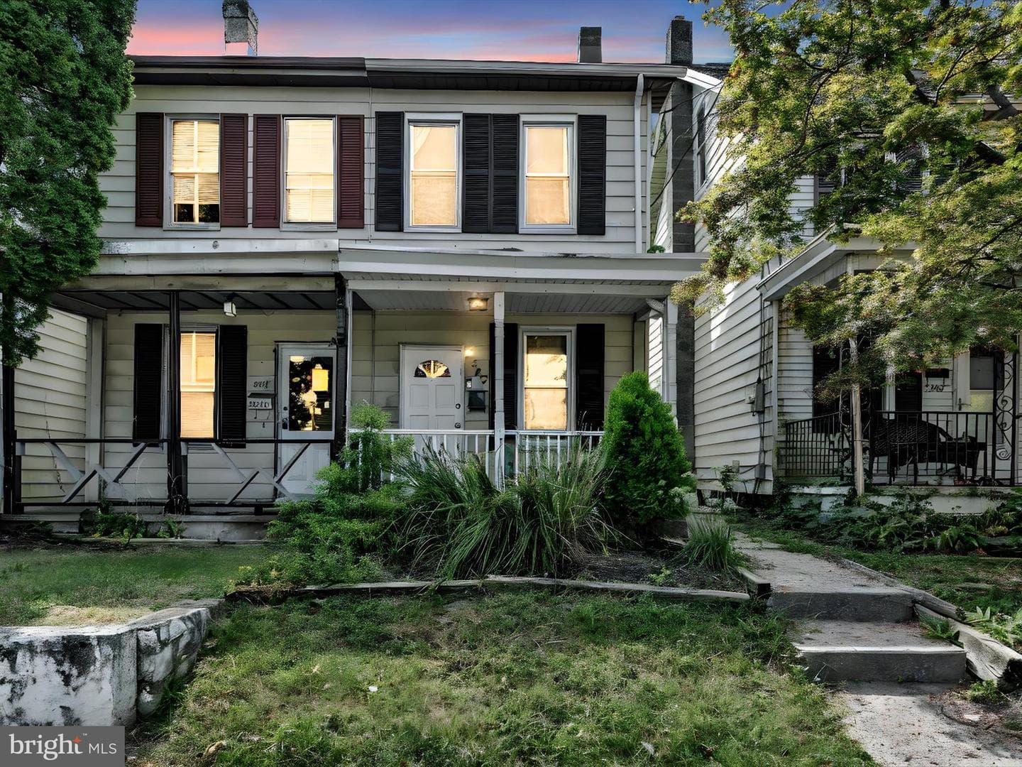 2369 Canby Street photo 2