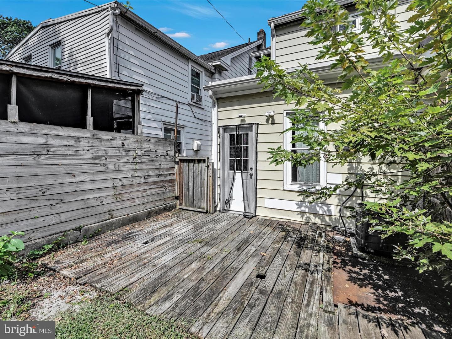 2369 Canby Street photo 23