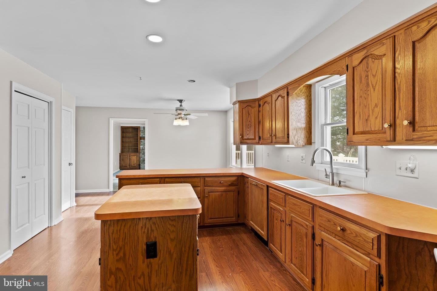 2415 W Bayberry Drive photo 26