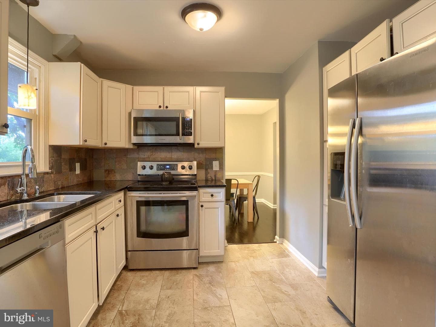 1421 Jill Drive photo 12