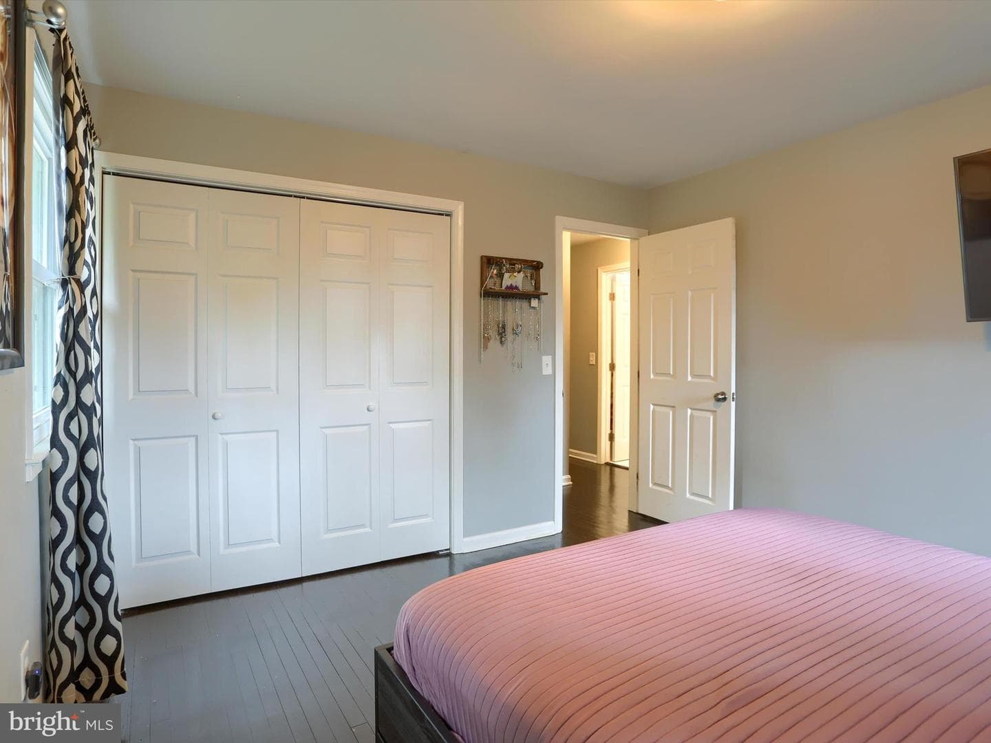 1421 Jill Drive photo 25