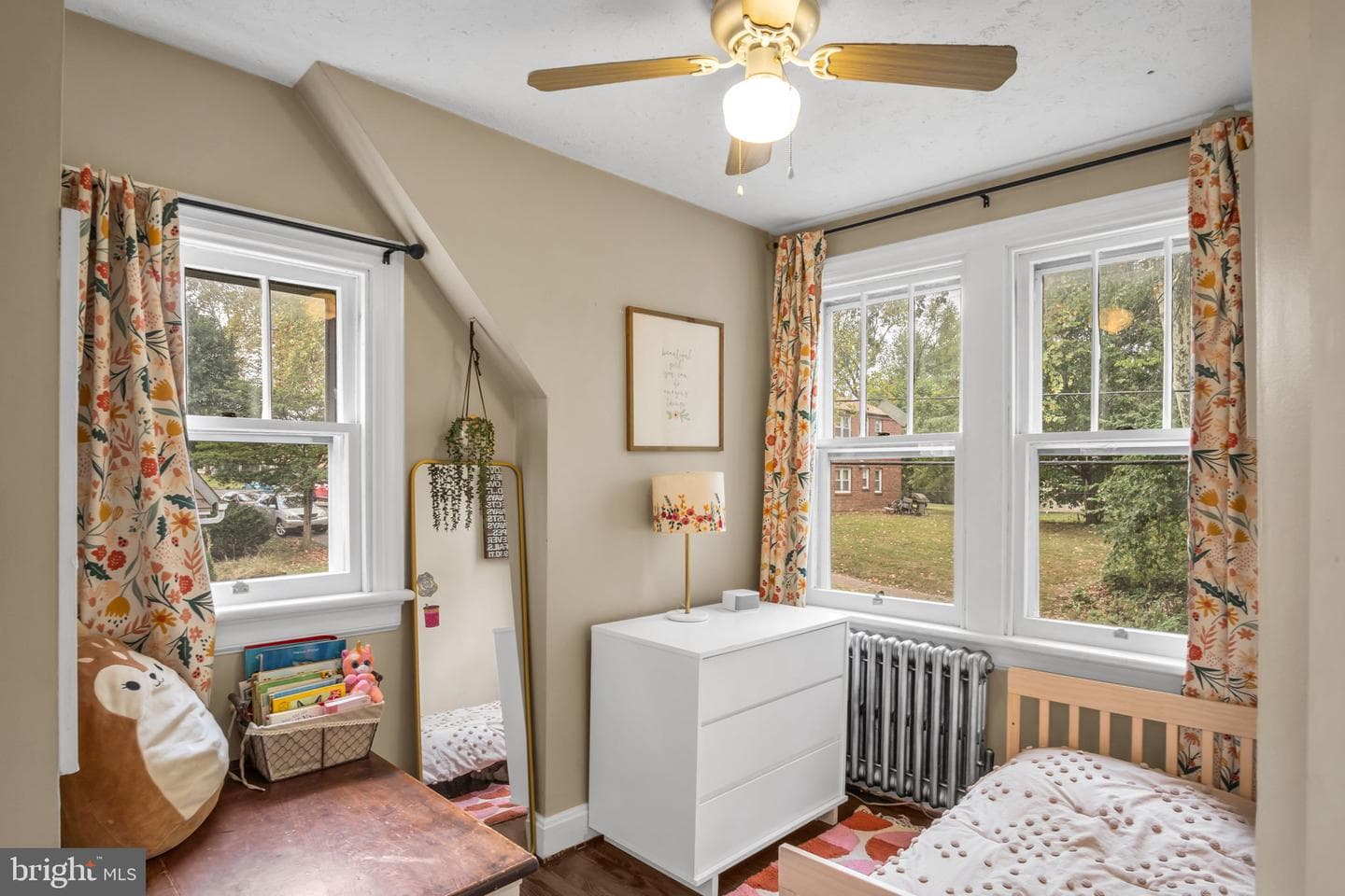 56 N Madison Street photo 17
