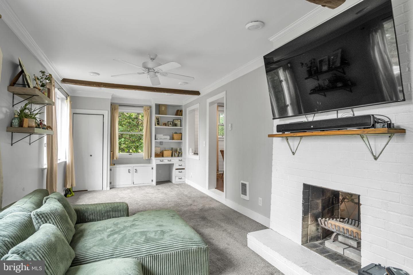 56 N Madison Street photo 22