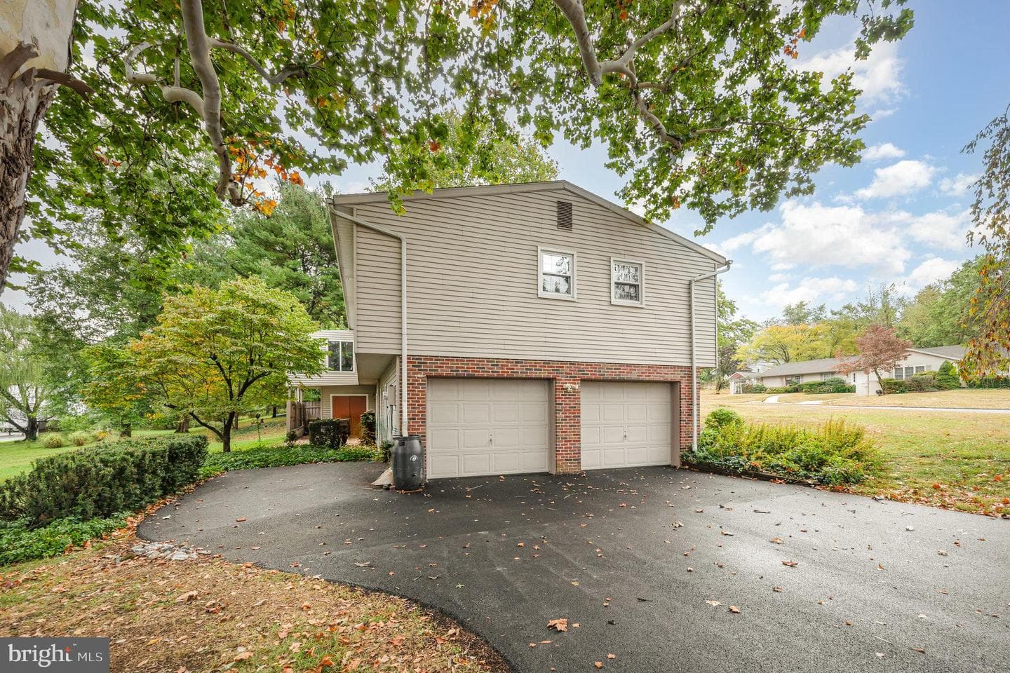 2120 Sycamore Drive photo 27
