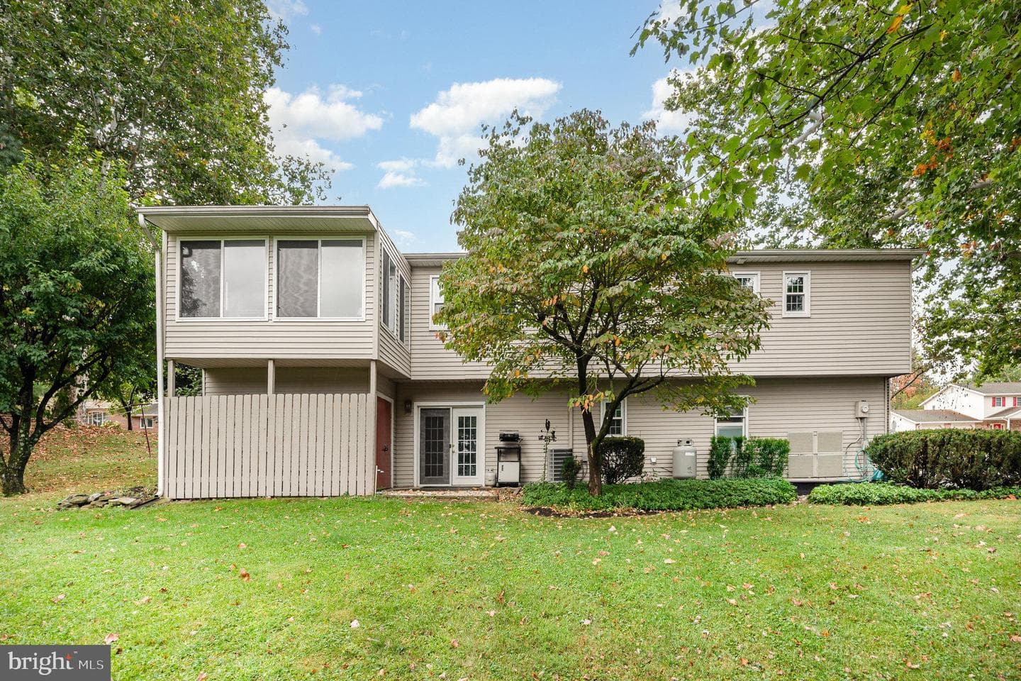 2120 Sycamore Drive photo 29