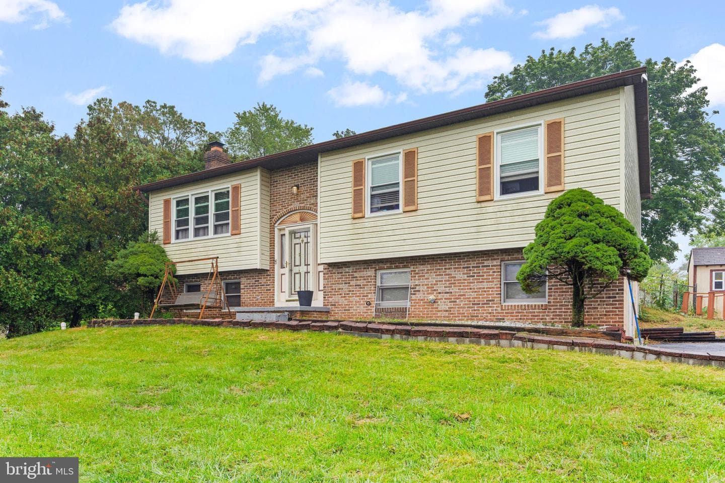 6221 Hocker