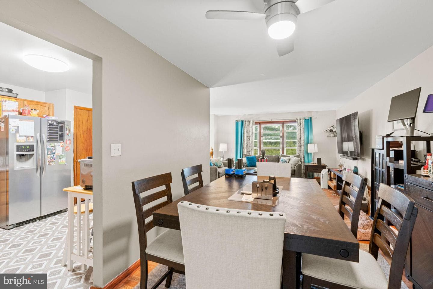 6221 Hocker photo 11