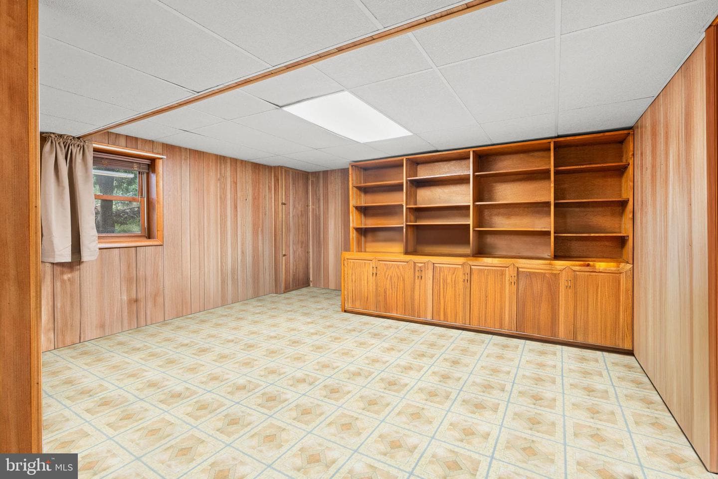 6221 Hocker photo 25