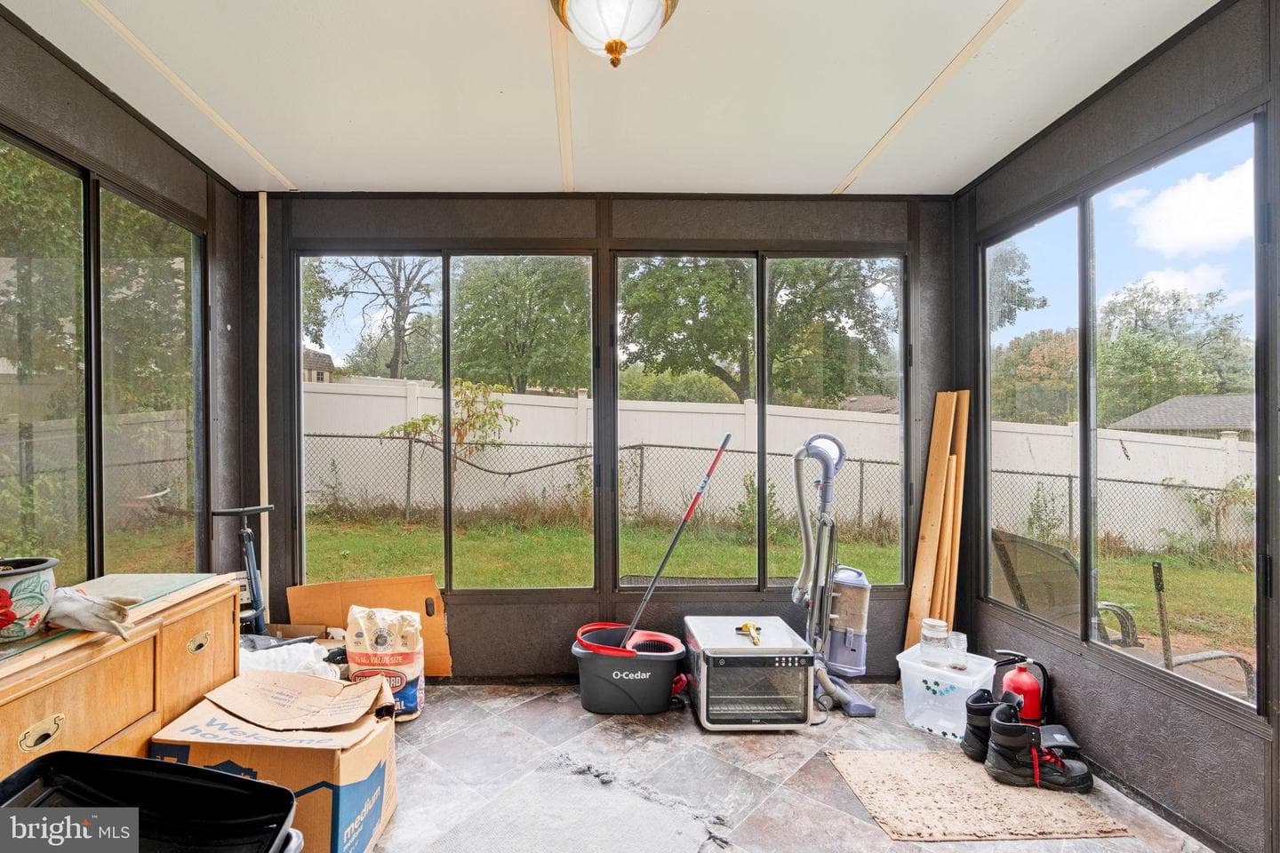 6221 Hocker photo 30