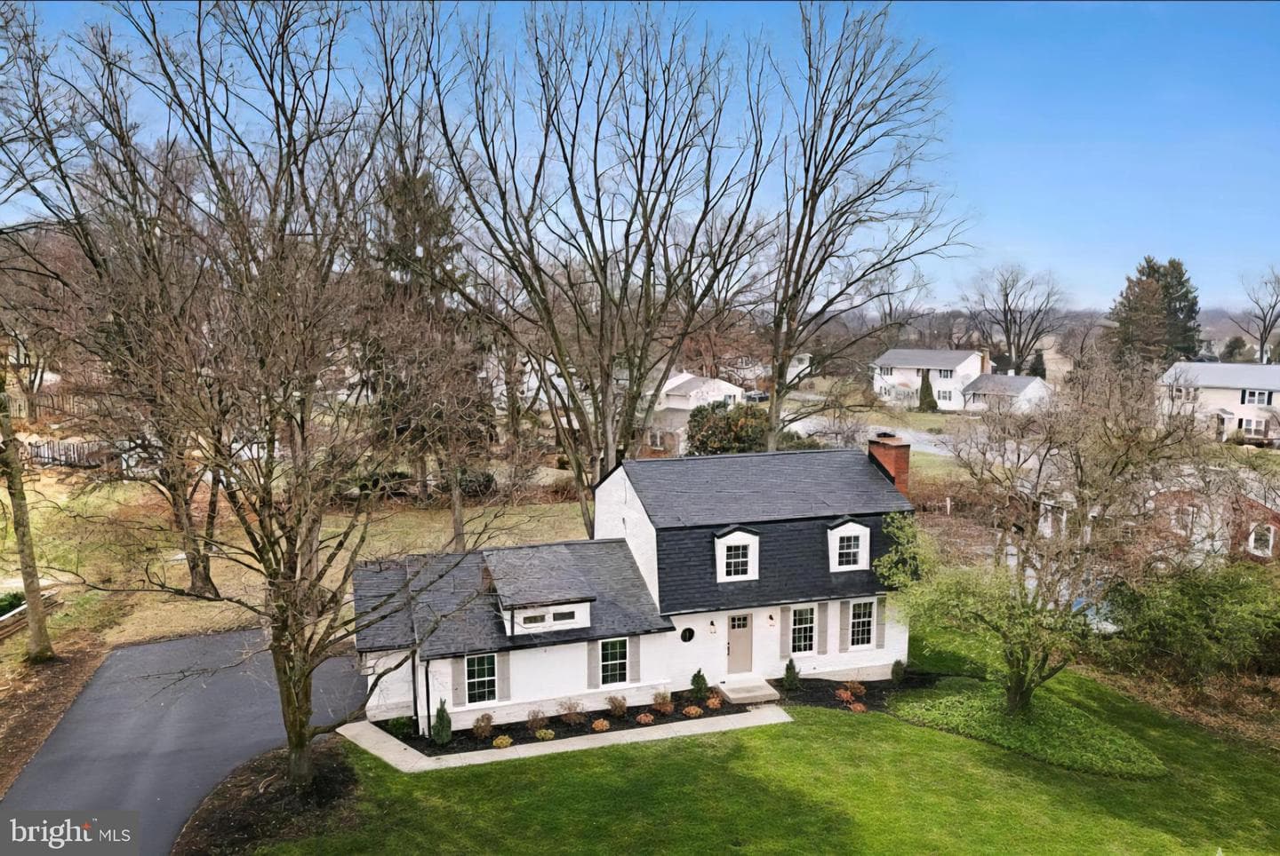 626 Sand Hill Rd photo 3