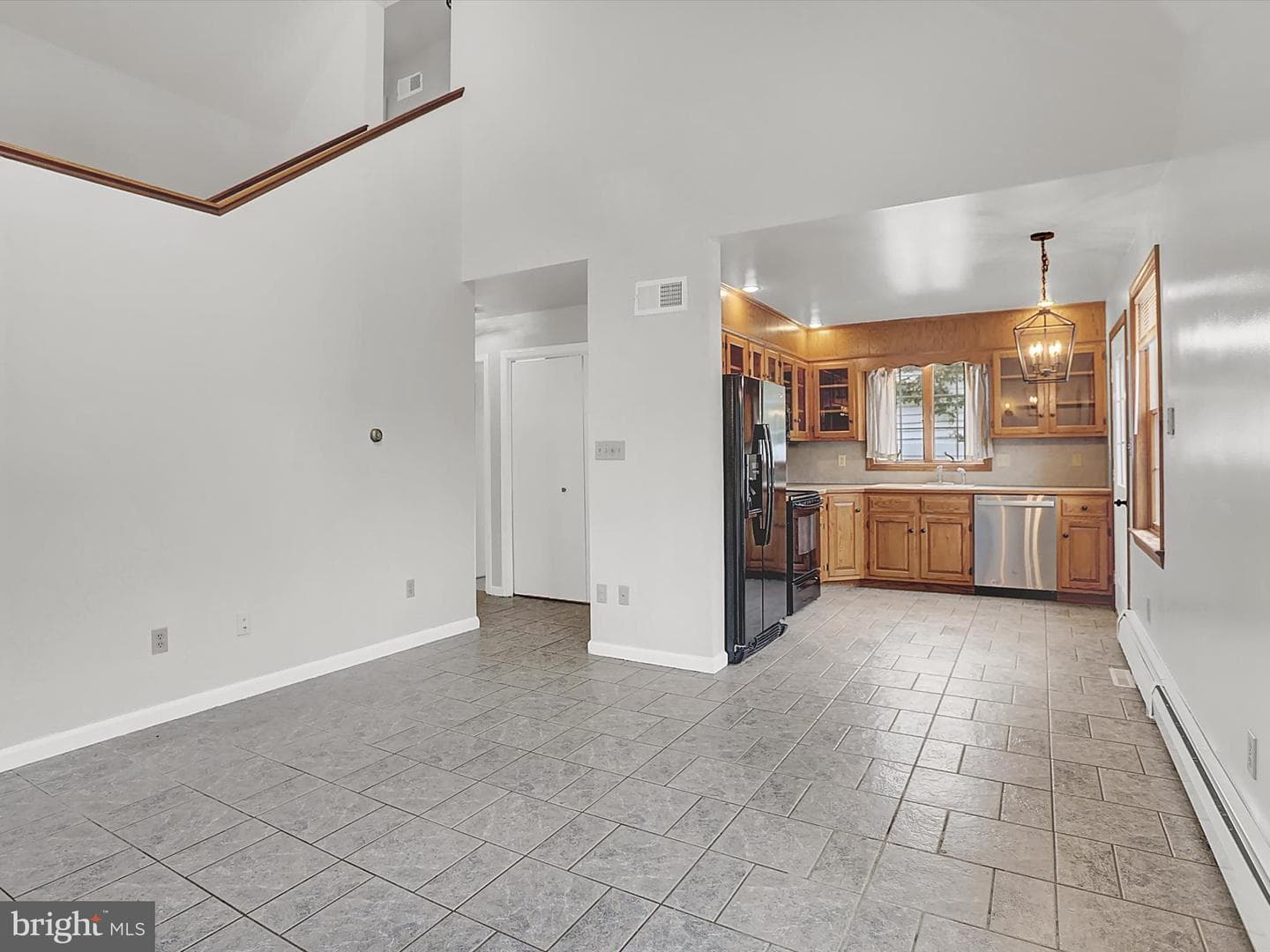 539 Linden Street photo 11