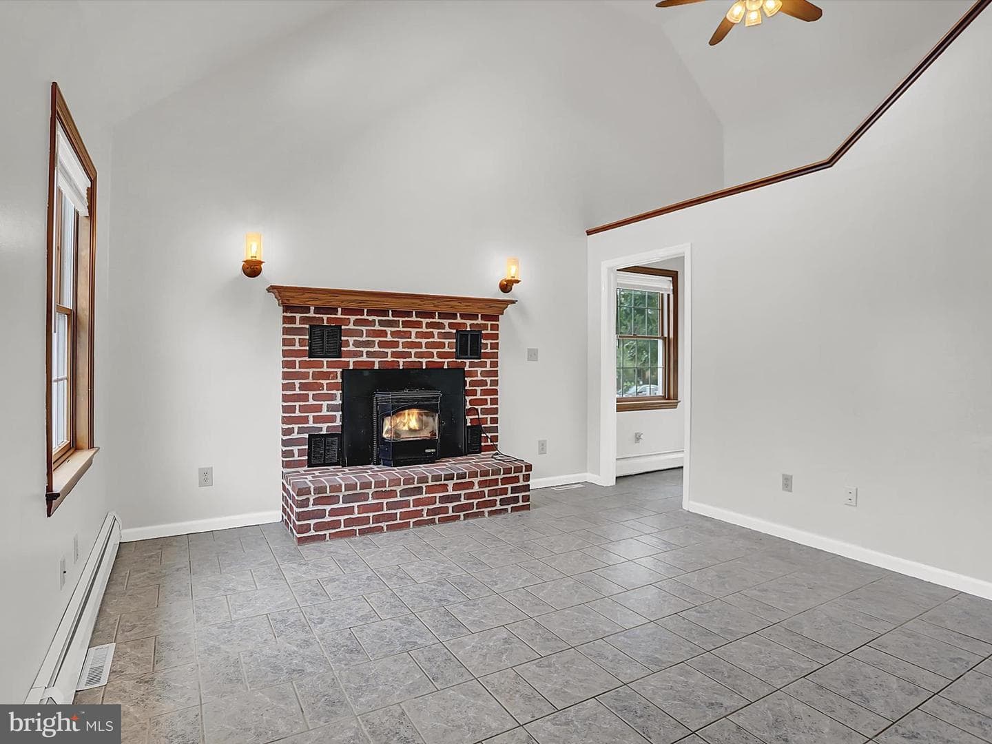 539 Linden Street photo 12