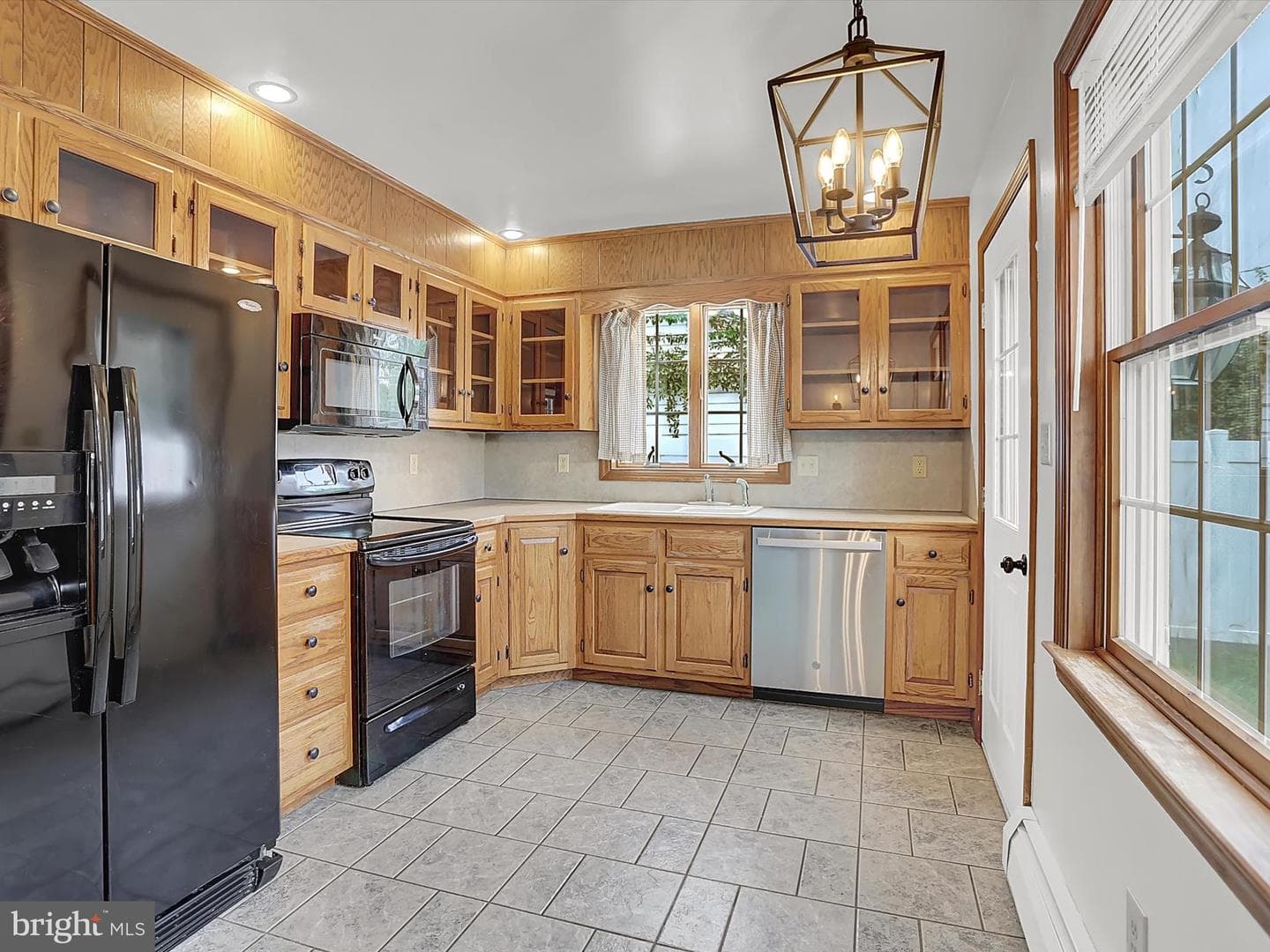 539 Linden Street photo 13