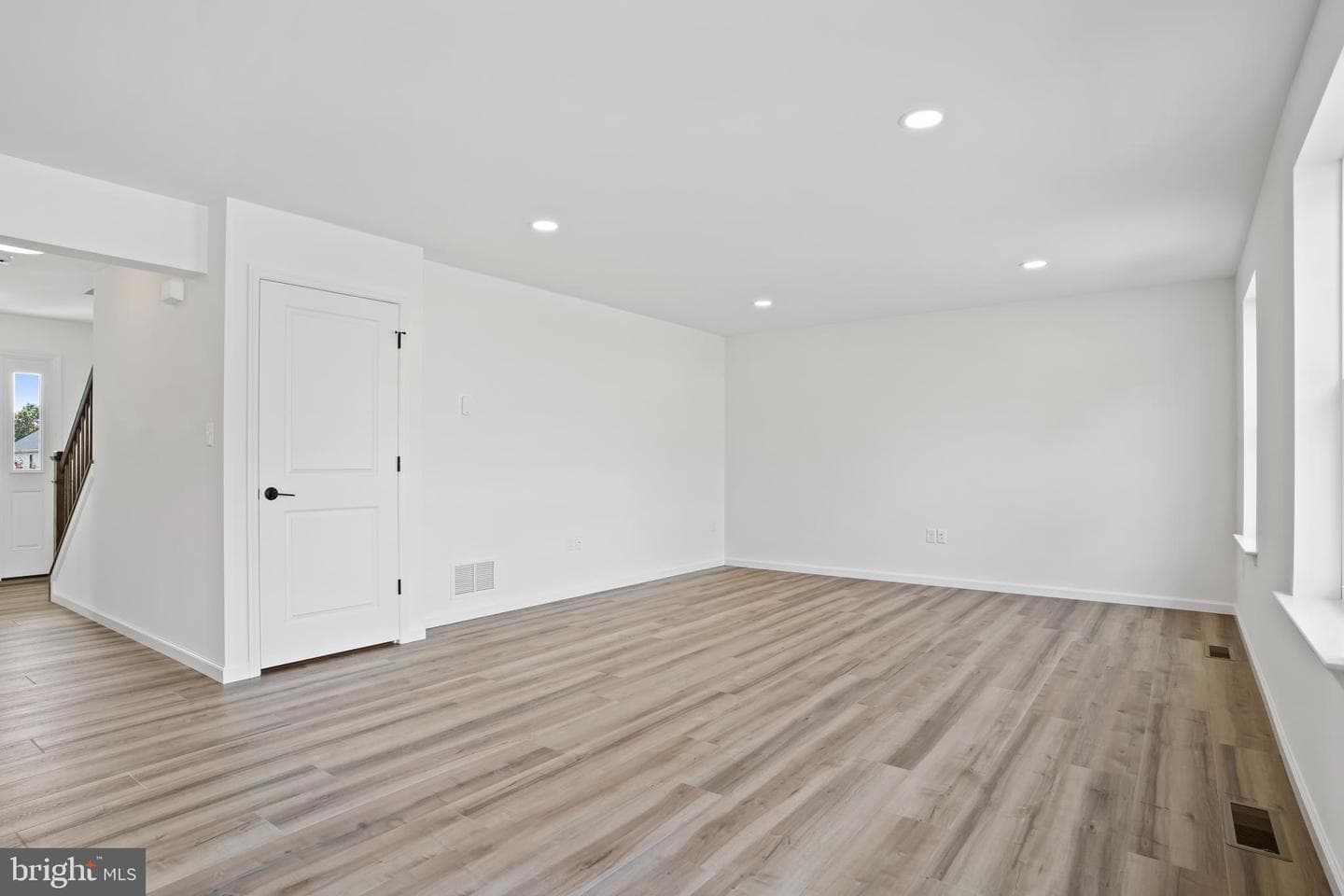 507 Elm Street photo 16