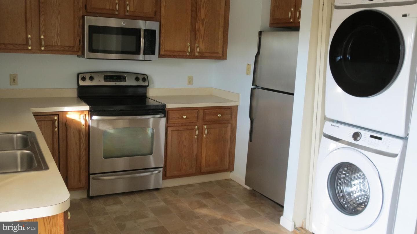 118 Hiddenwood Drive photo 4