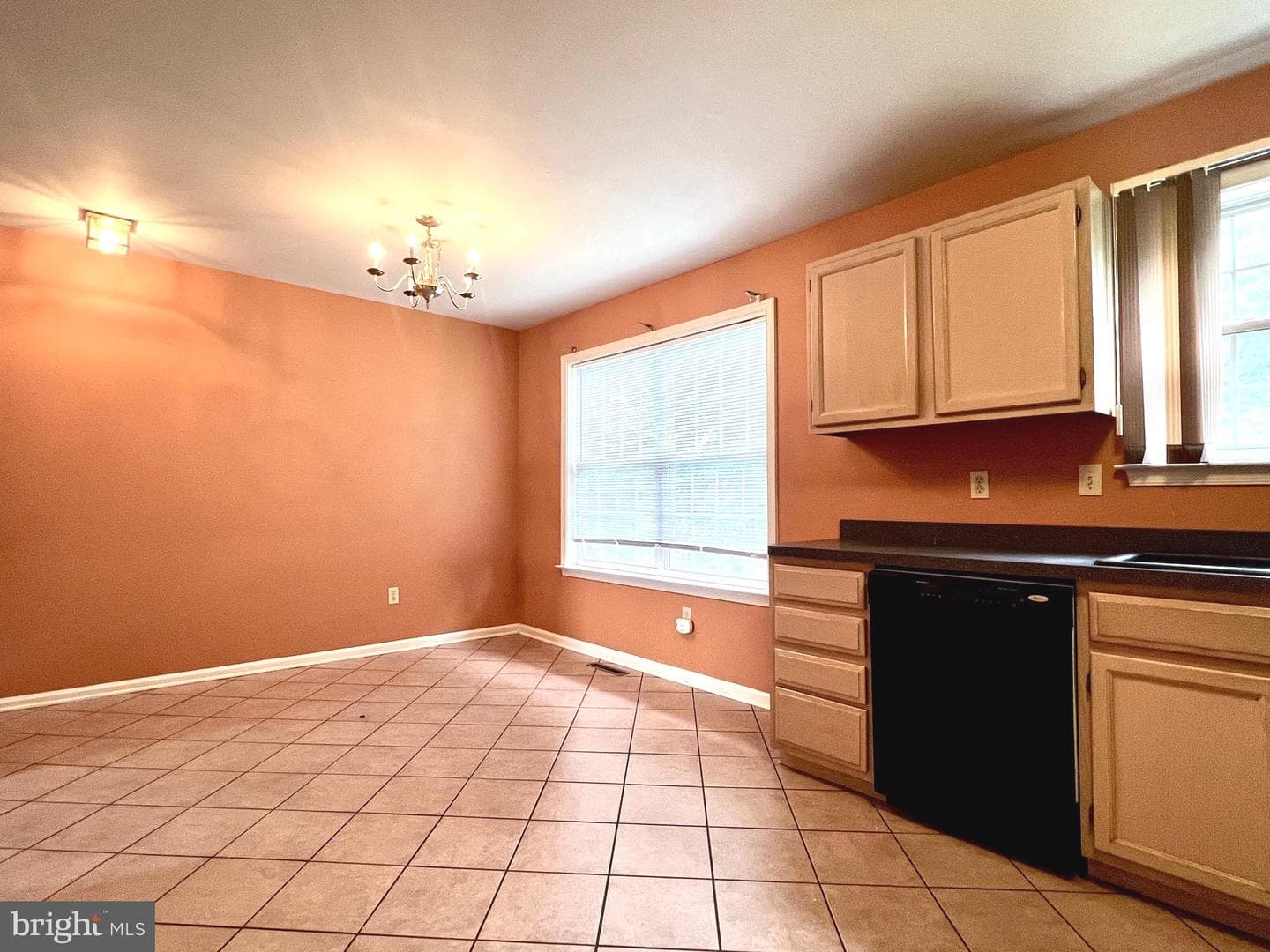 6306 Darlington Drive photo 4