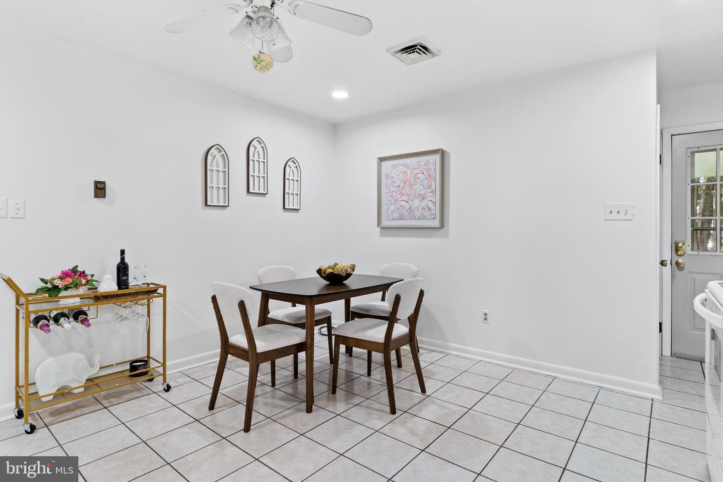5895 Jacobs Avenue photo 10