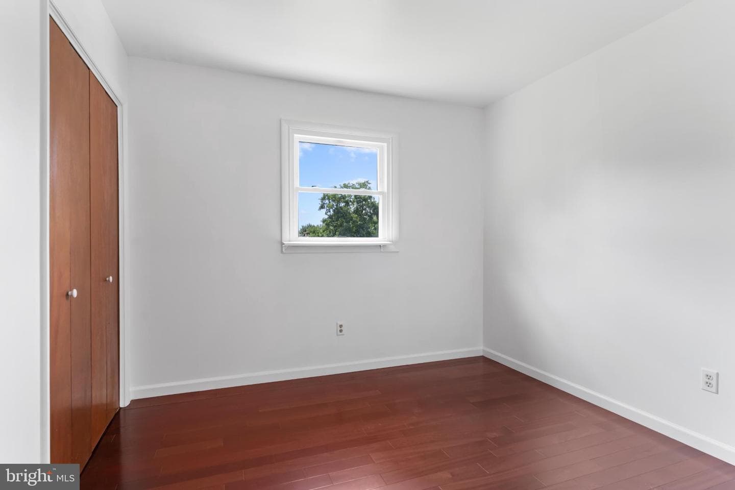 5895 Jacobs Avenue photo 16