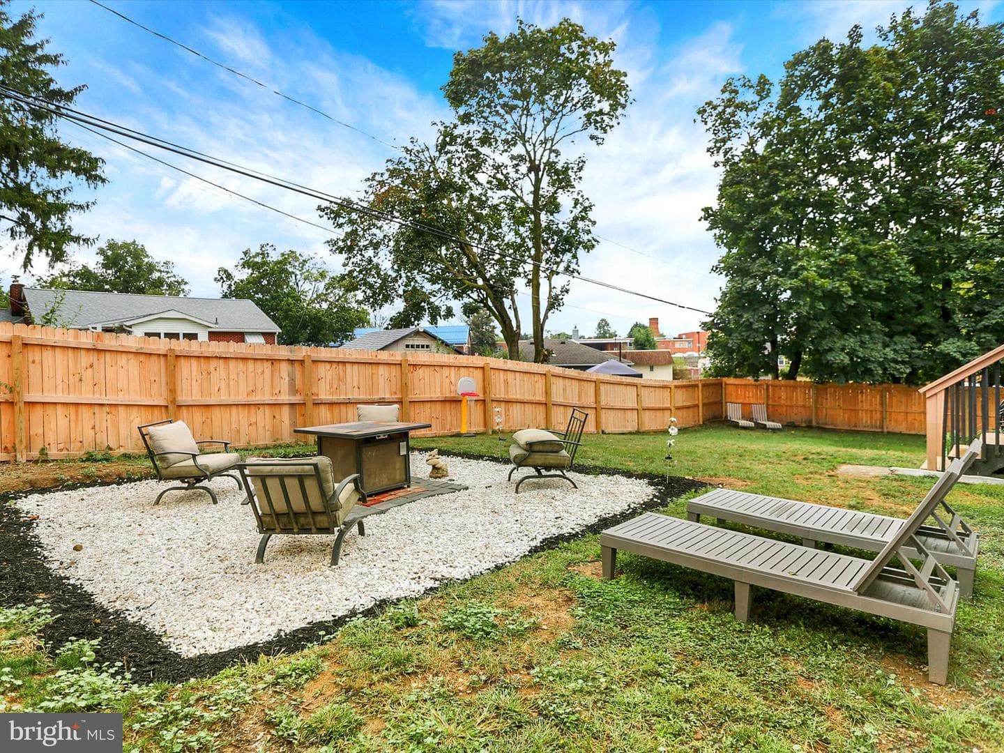 13 Chelsea Lane photo 38