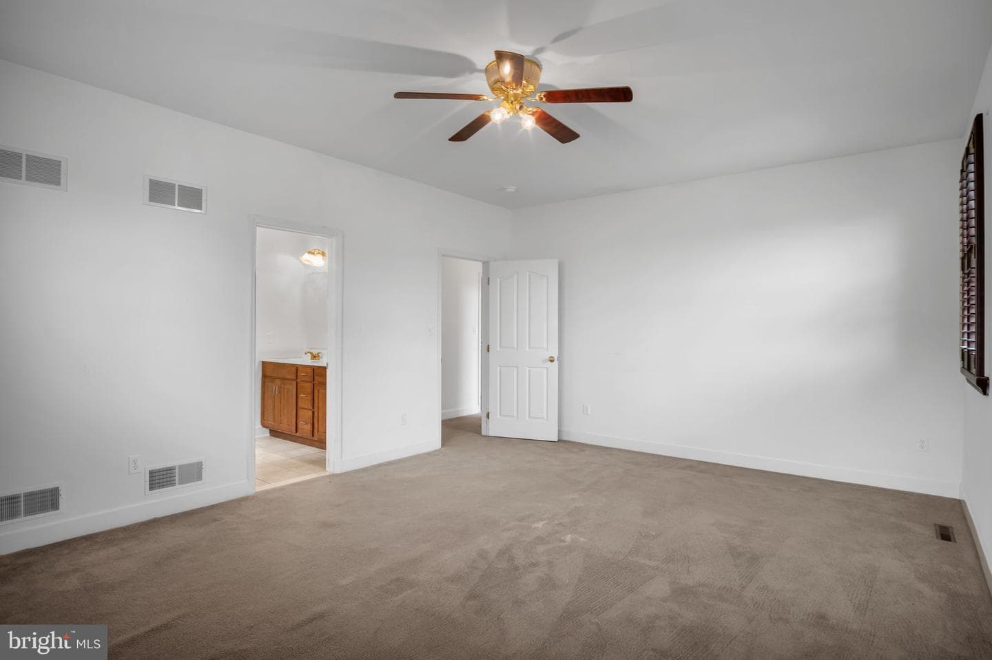 6306 Aston Court photo 21