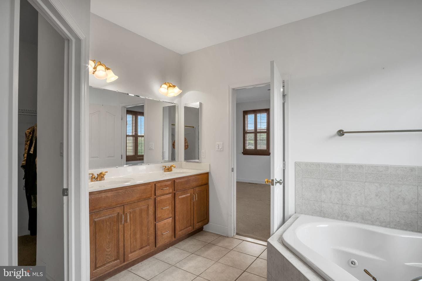 6306 Aston Court photo 24