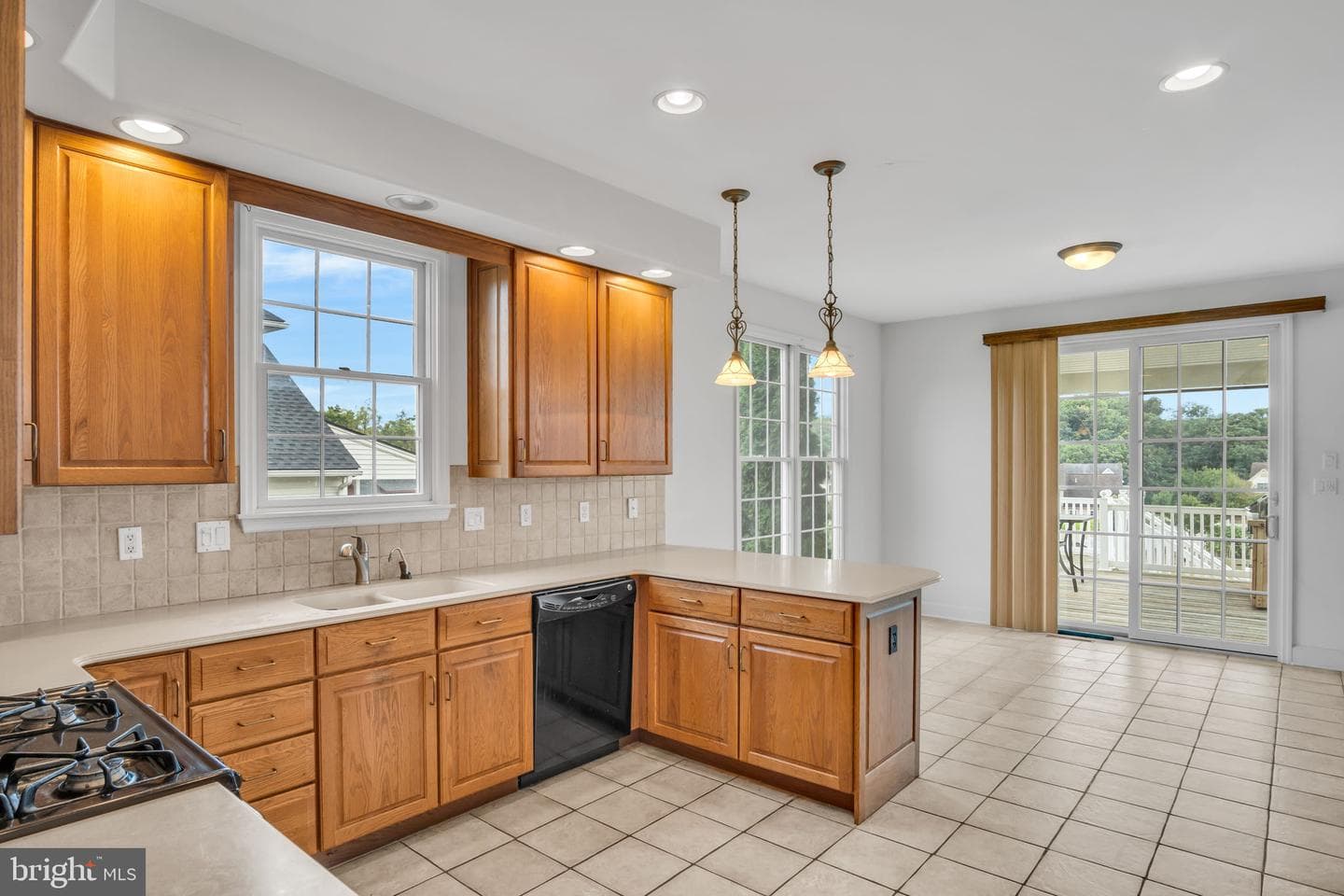 6306 Aston Court photo 8