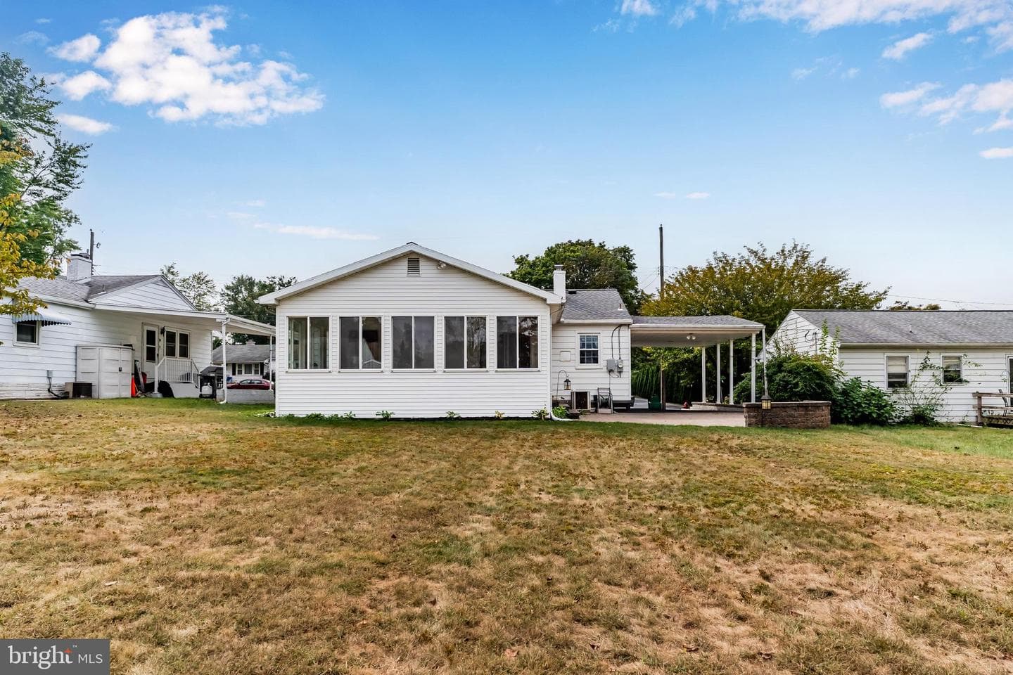 4708 Clarendon Street photo 24
