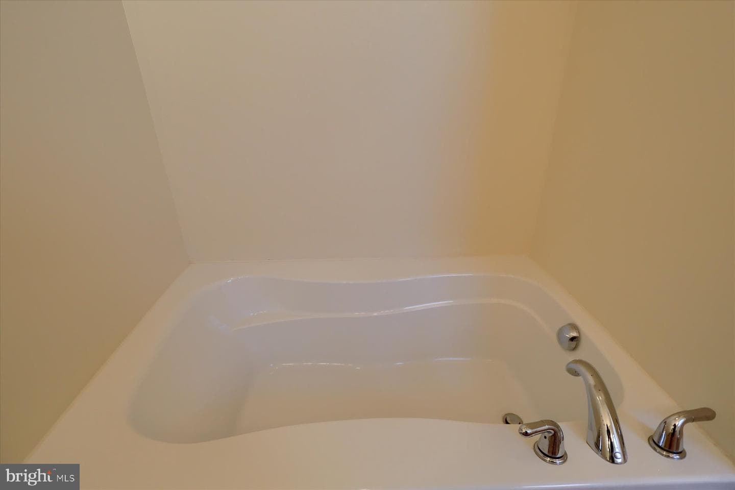 122 Kestrel Court photo 35
