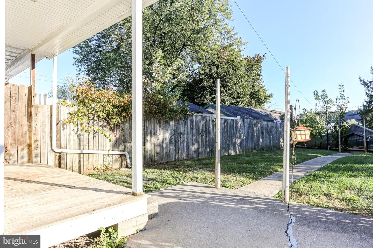 6755 Somerset Street photo 13