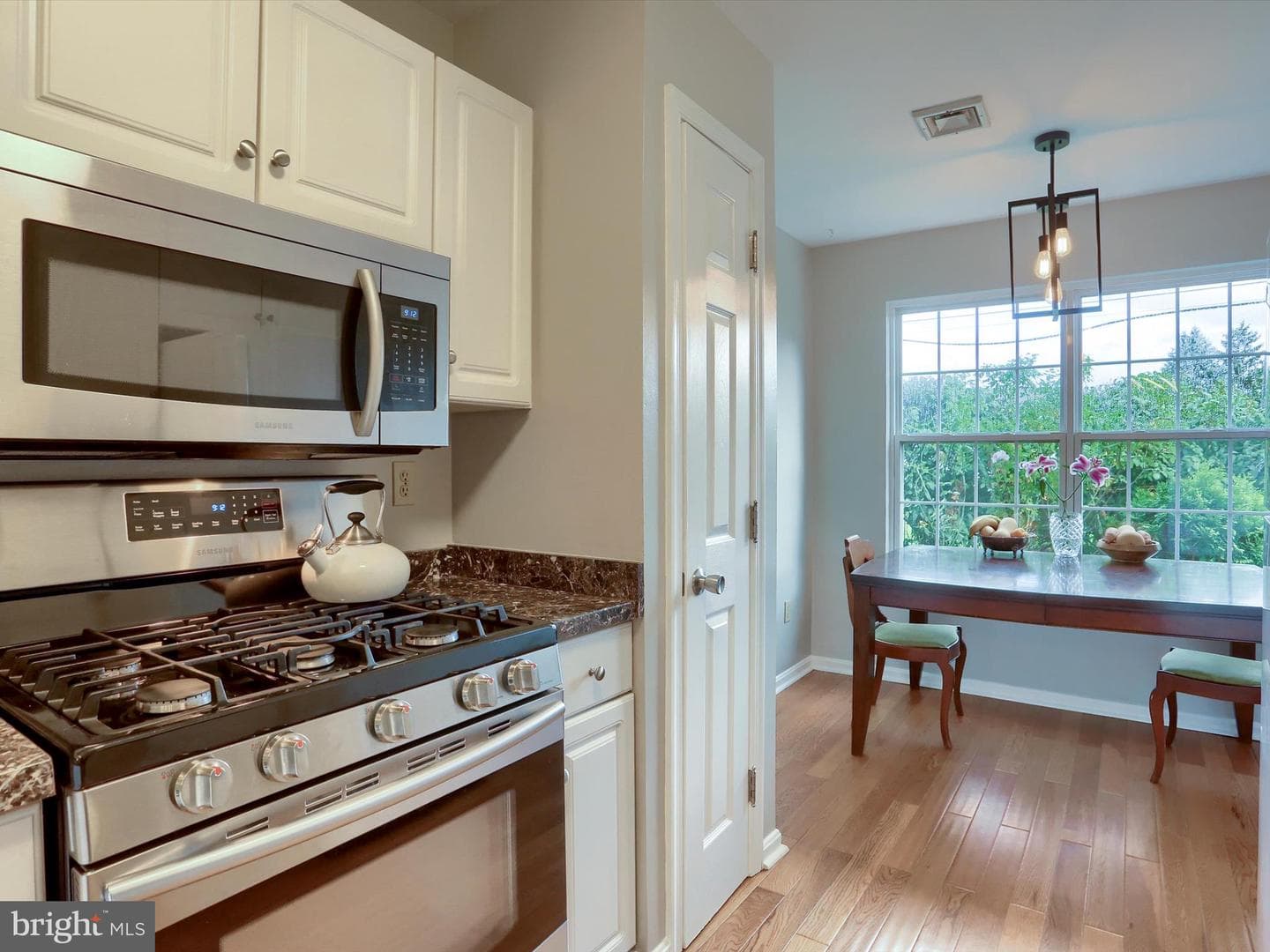 2036 Daybreak Circle photo 15