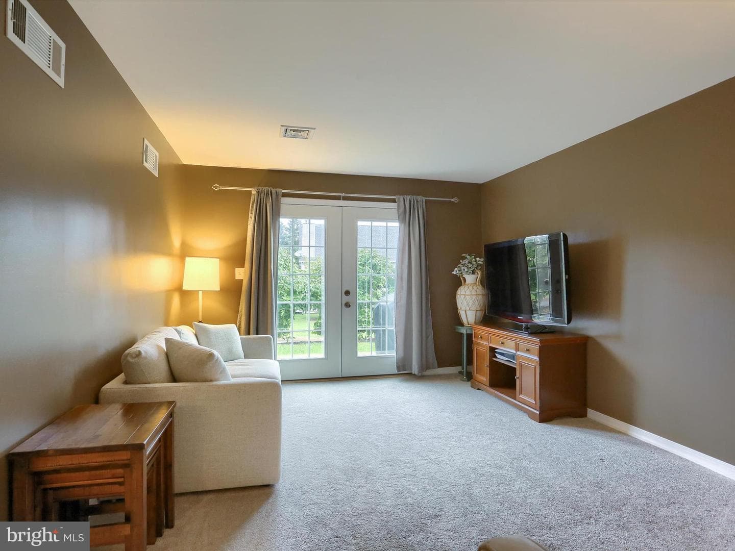 2036 Daybreak Circle photo 9