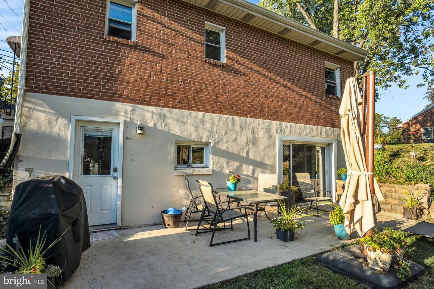 5797 Locust Lane photo 6