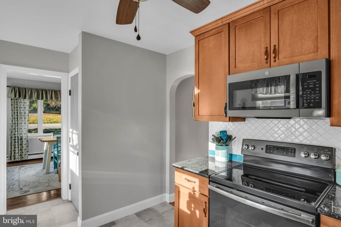 5797 Locust Lane photo 9