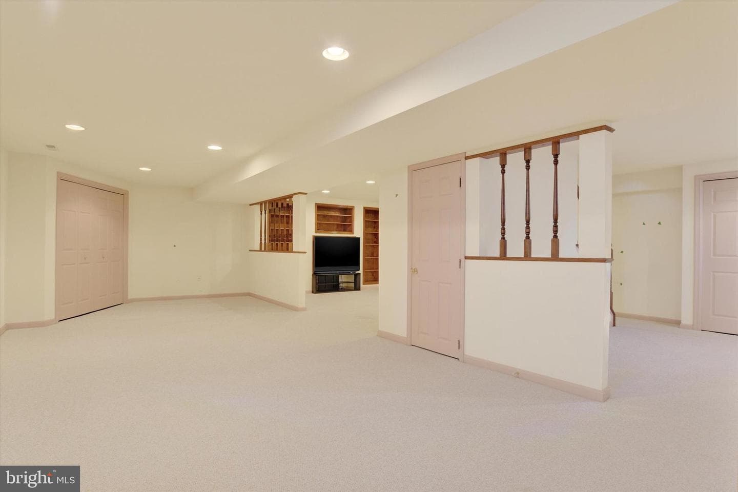 6172 Glenn Court photo 27
