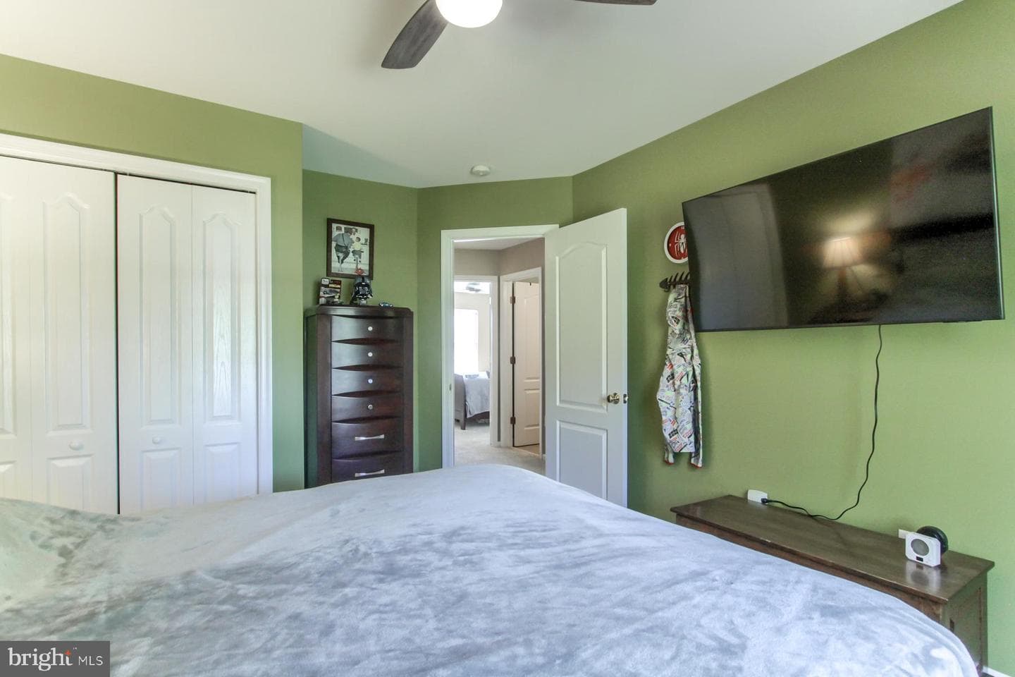 5592 Twilight Drive photo 32