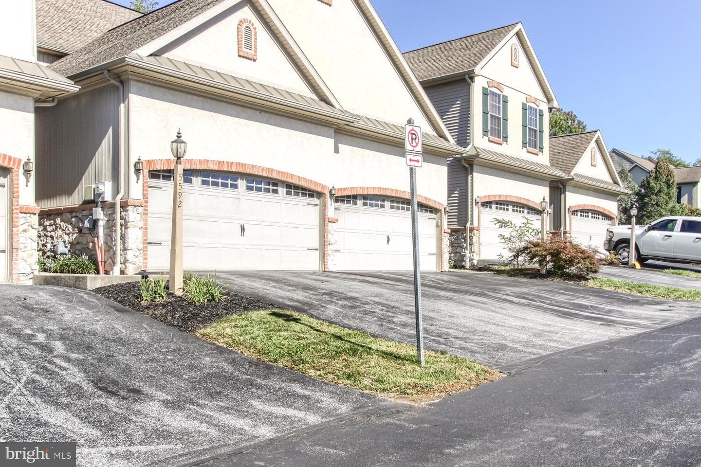 5592 Twilight Drive photo 43