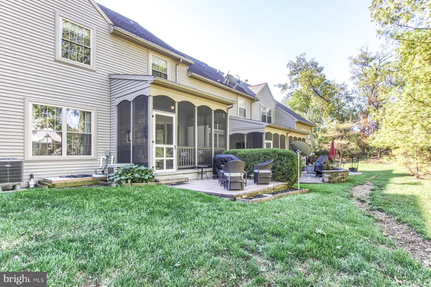 5592 Twilight Drive photo 55