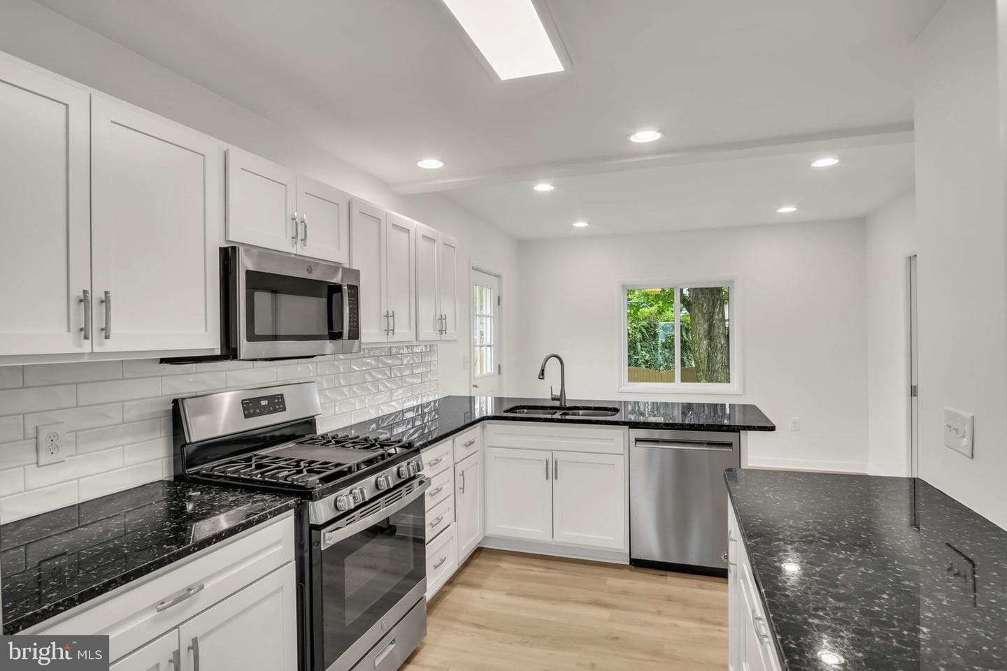 22 Shirley Drive photo 8