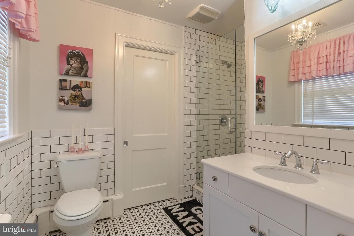 118 Elm Avenue photo 34
