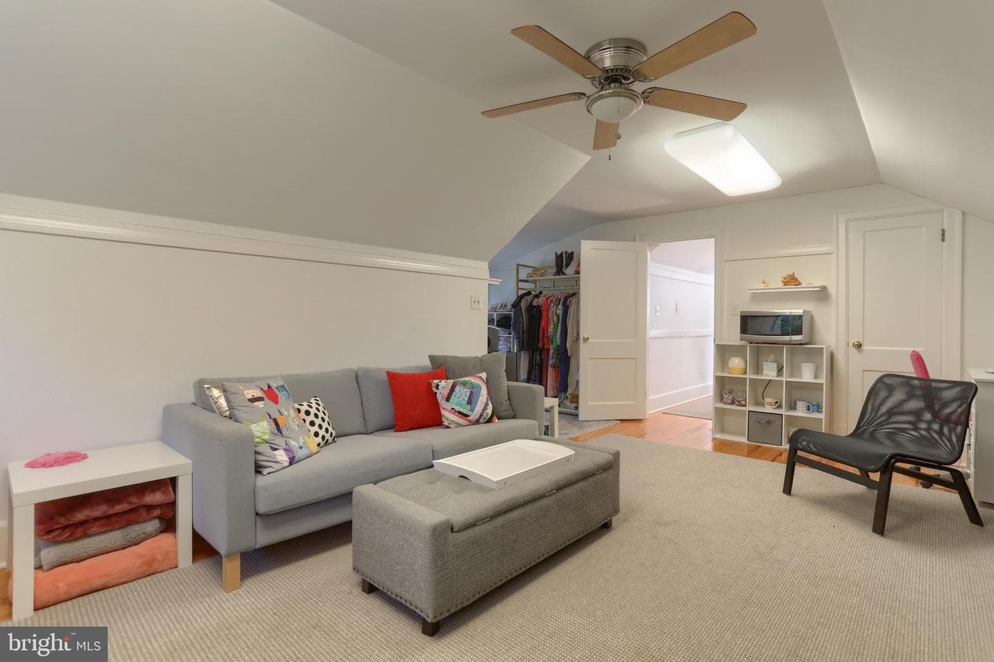 118 Elm Avenue photo 37